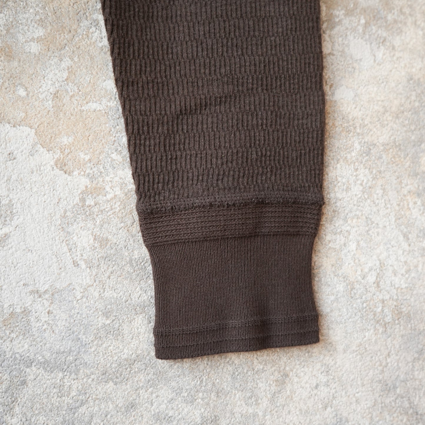 LOOP＆WEFT_LRC1123_SUPIMA LONG HONEYCOMB KNIT MIDDLE NECK THERMAL_OAK BROWN