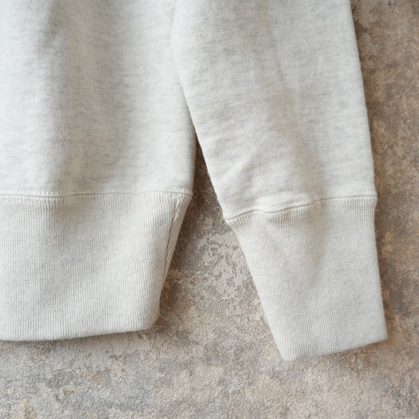 DELUXEWARE_S102-RVF_40s FREEDOM SLEEVE_OAT MEAL