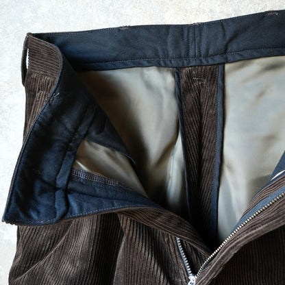 WORKERS_WORKERS Trousers_Heavy Corduroy Brown