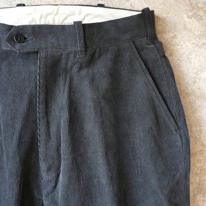 G&F Co._CORDUROY TROUSERS_INK BLACK