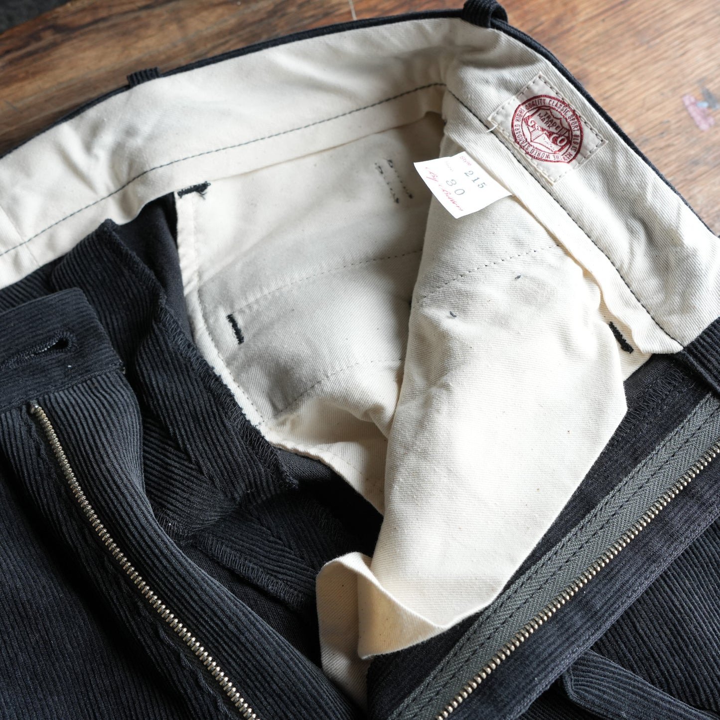 G&F Co._CORDUROY TROUSERS_INK BLACK