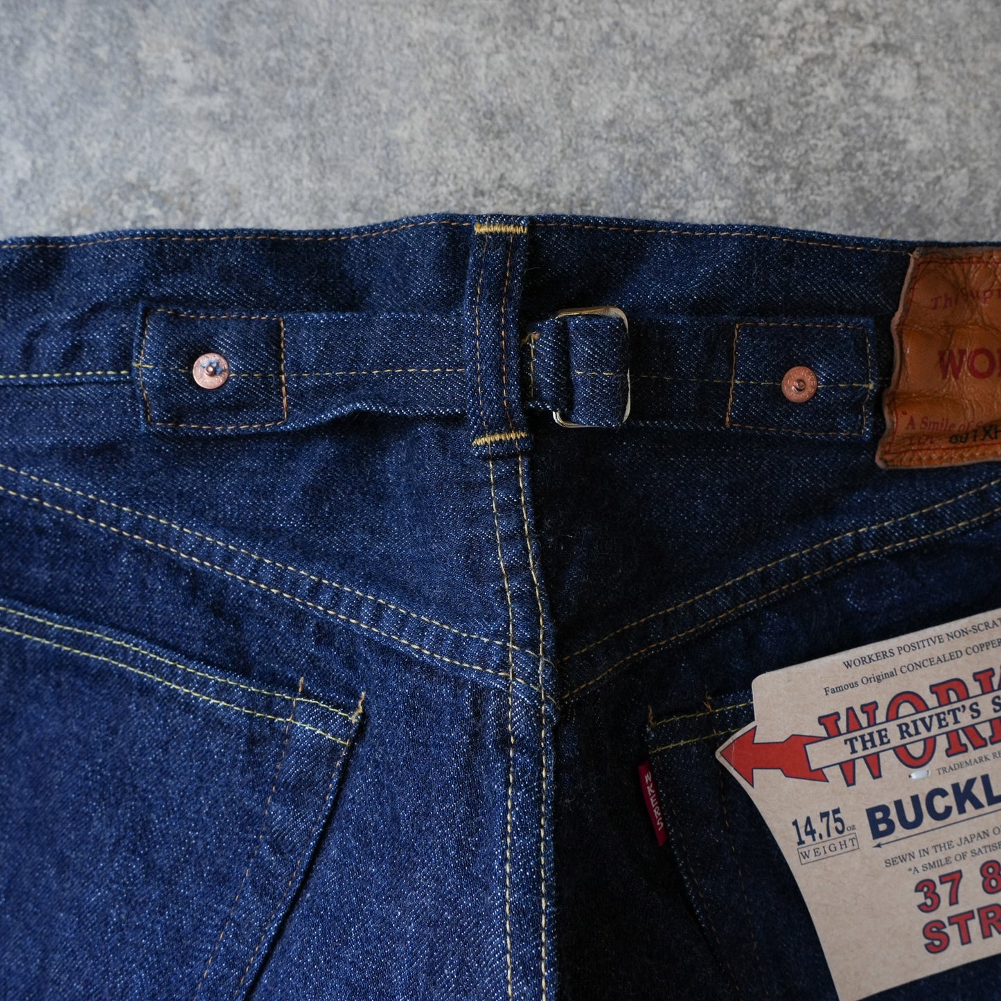 WORKERS_37 801XH_Buckle Back