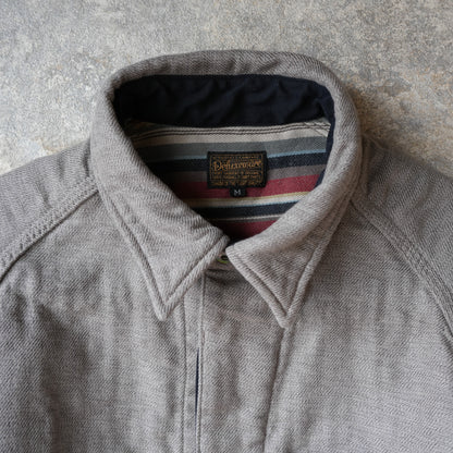 DELUXEWARE_7649C_40S NATIVE BORDER_GRAY