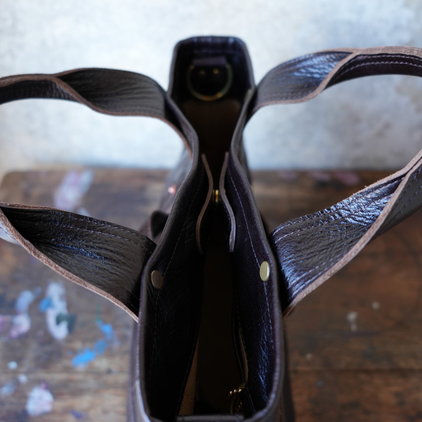 INCEPTION_IPHSB-17_HORSE HIDE COAL BAG (SMALL) _DarkBrown 