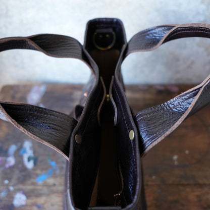 INCEPTION_IPHSB-17_HORSE HIDE COAL BAG (SMALL) _DarkBrown 