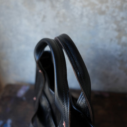 INCEPTION_IPHSB-17_HORSE HIDE COAL BAG (SMALL) _Black 