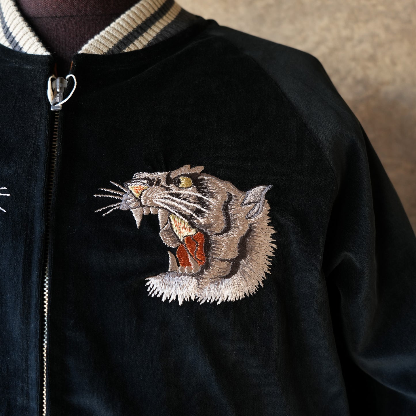 DELUXEWARE_DSJ-001_50s SOUVENIA JACKET_BLK/ORG