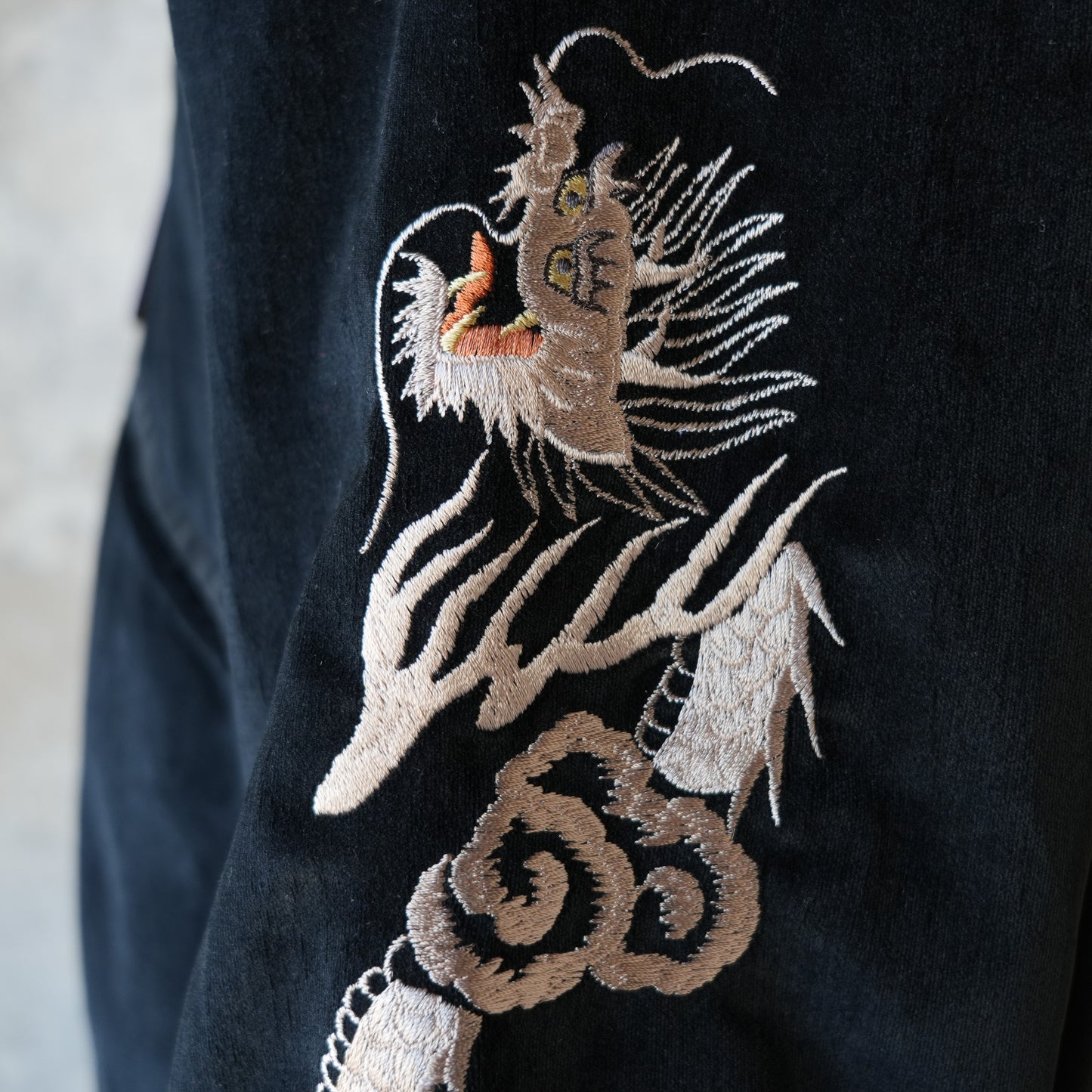 DELUXEWARE_DSJ-001_50s SOUVENIA JACKET_BLK/ORG