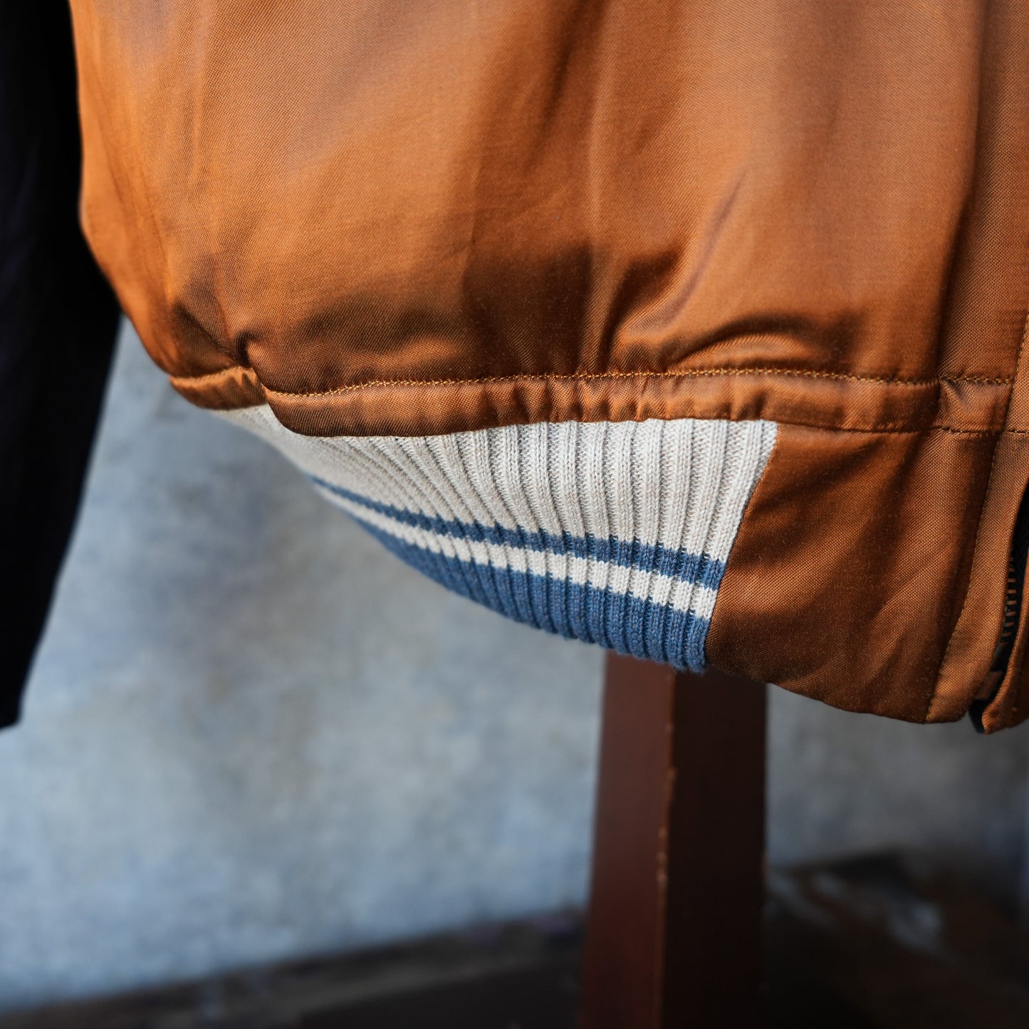 DELUXEWARE_DSJ-001_50s SOUVENIA JACKET_BLK/ORG