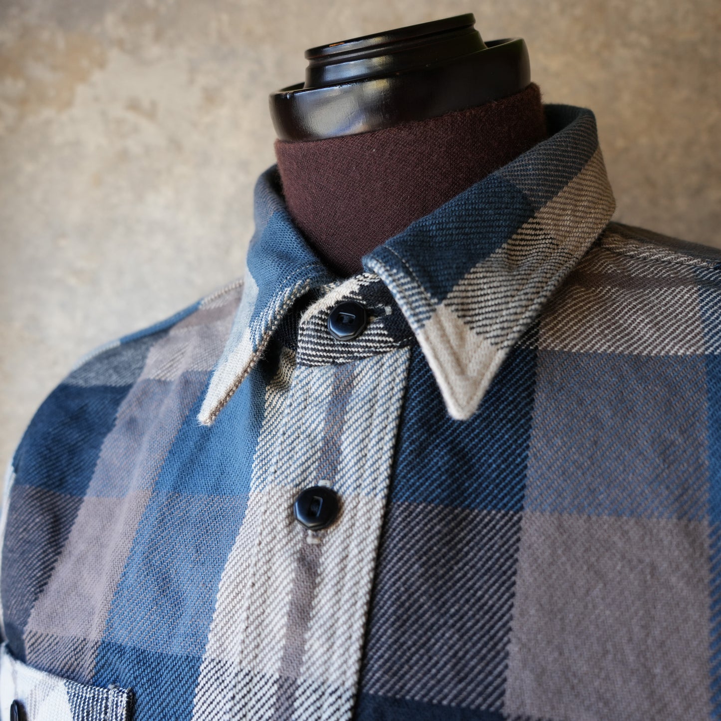 DELUXEWARE_HV-57_50s BLUE KING