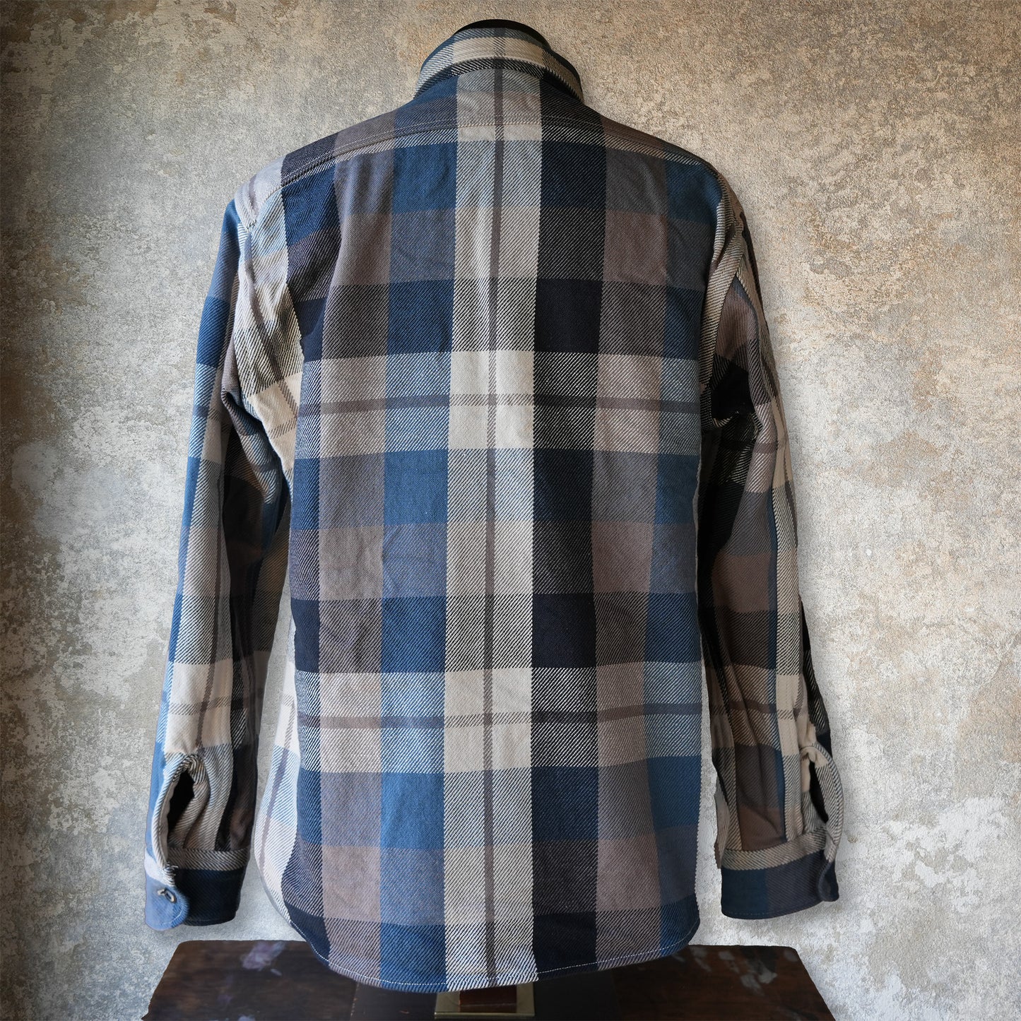 DELUXEWARE_HV-57_50s BLUE KING