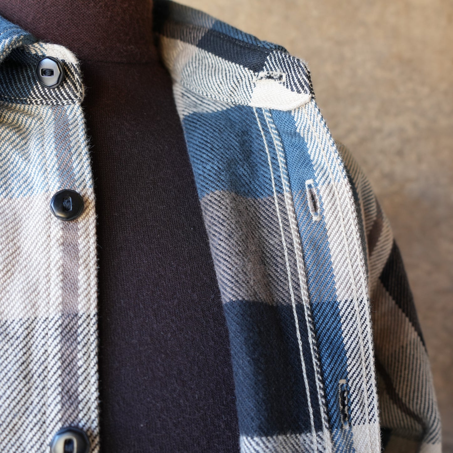 DELUXEWARE_HV-57_50s BLUE KING