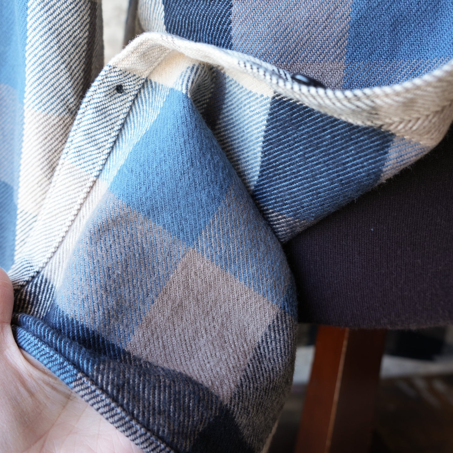 DELUXEWARE_HV-57_50s BLUE KING