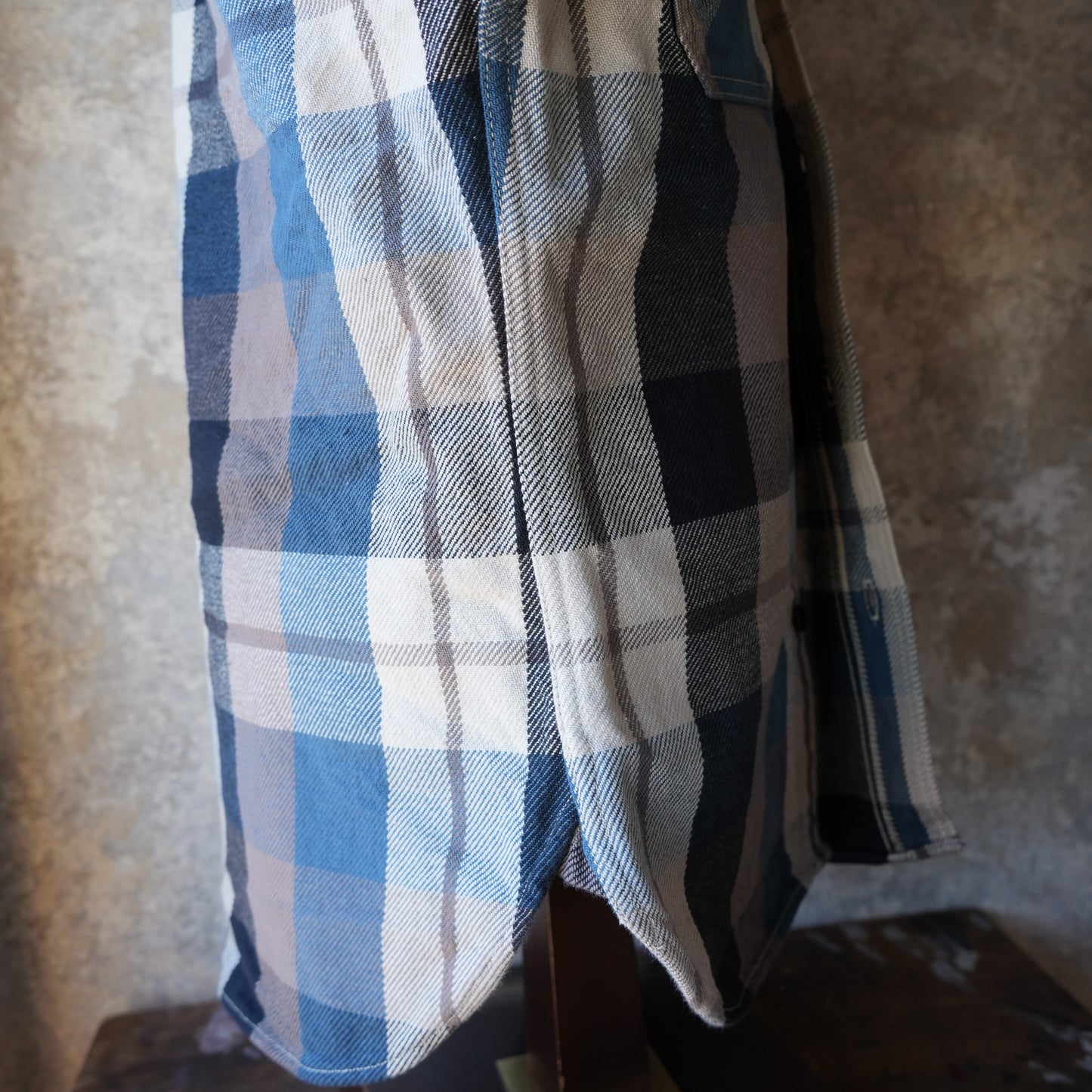 DELUXEWARE_HV-57_50s BLUE KING