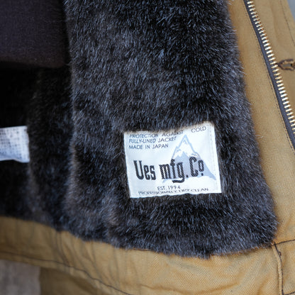 UES_915D-SH_11_2_ショート丈デッキジャケット_キャメル