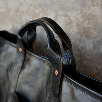 INCEPTION_IPHSB-19_HORSE HIDE COAL BAG (LARGE) _Black 