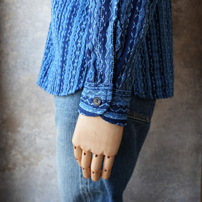 SAMURAIJEANS_SSS25-SKS_藍刺し子ストライプシャツ