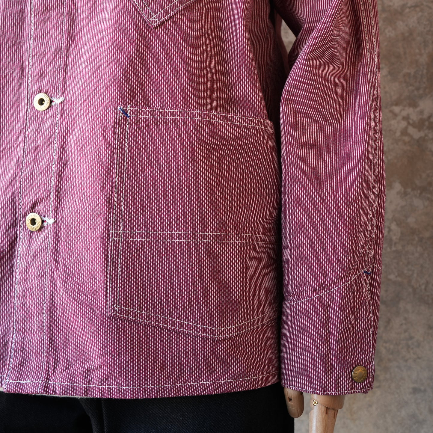 TCB Jeans_BLACK CAT JACKET Pin Check_RED