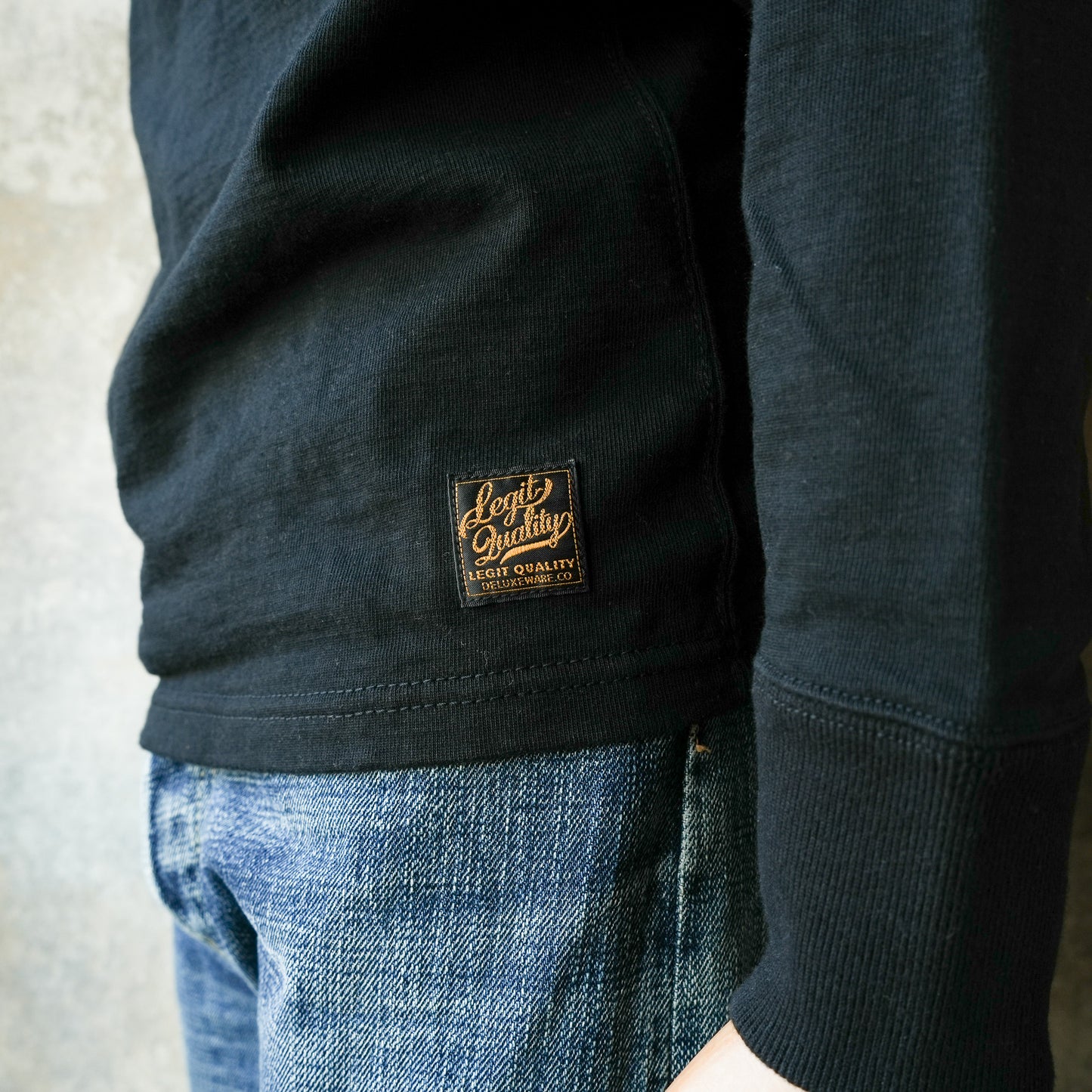 DELUXEWARE_BRGX-264_CRIMSON BARTACK_BLACK