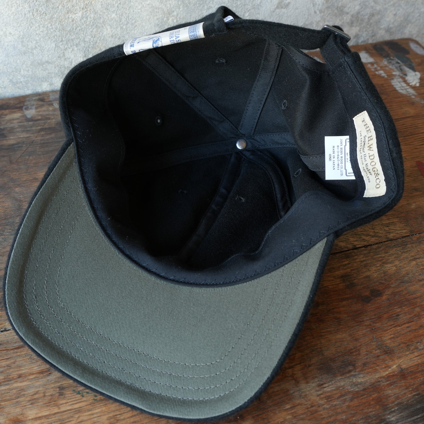 THE H.W.DOG&CO_D-01083_SIGN LOGO LOW CAP_Black