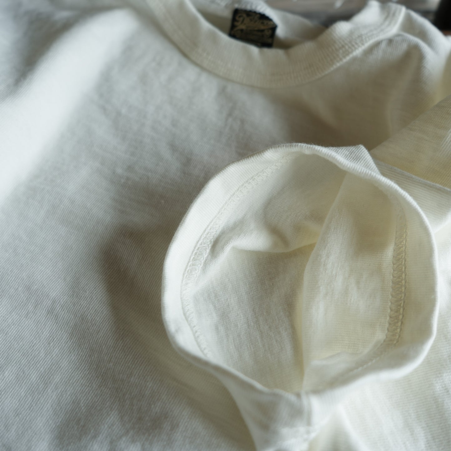 DELUXEWARE_DXTS-00_DX.3_WHITE