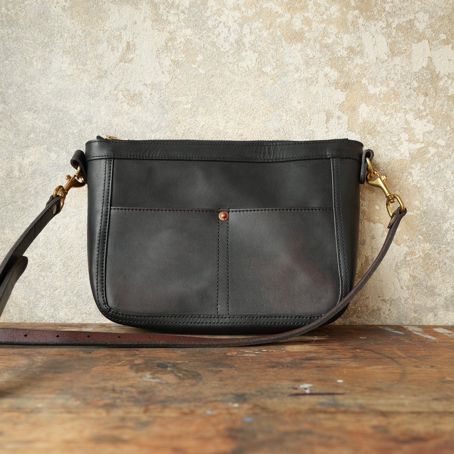 VASCO_VS-313L_LEATHER TELEPHONE SHOULDER BAG_SMALL_BLACK