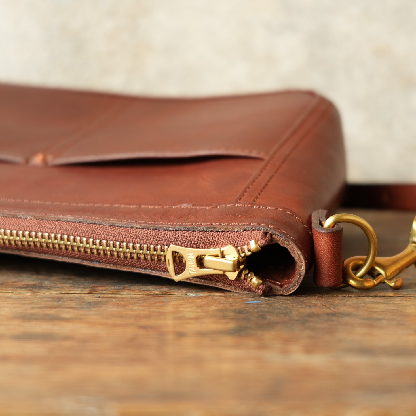 VASCO_VS-313L_LEATHER TELEPHONE SHOULDER BAG_SMALL_CAMEL