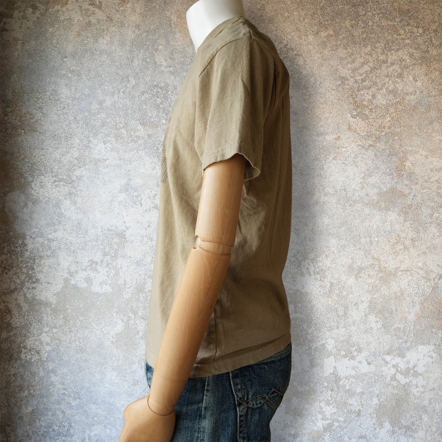 UES_652602_T.C.R. T-shirt_BEIGE