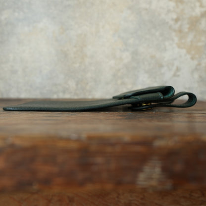 SpiralDance_Mobile holster_Wild Boar Leather_D.Green