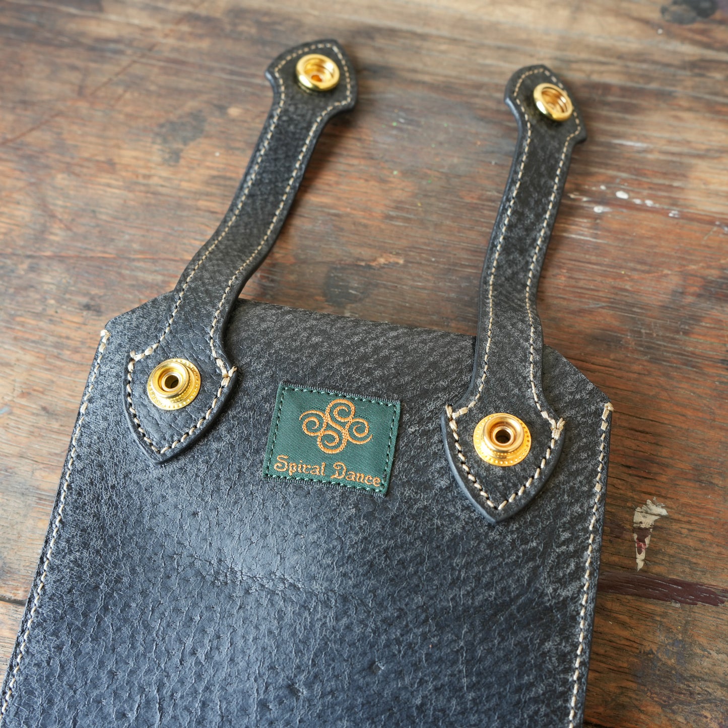 SpiralDance_Mobile holster_Wild Boar Leather_Black