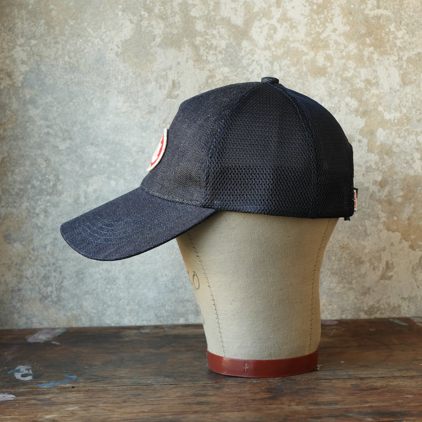 UES_82MC-I_Indigo Mesh Cap Denim_UES