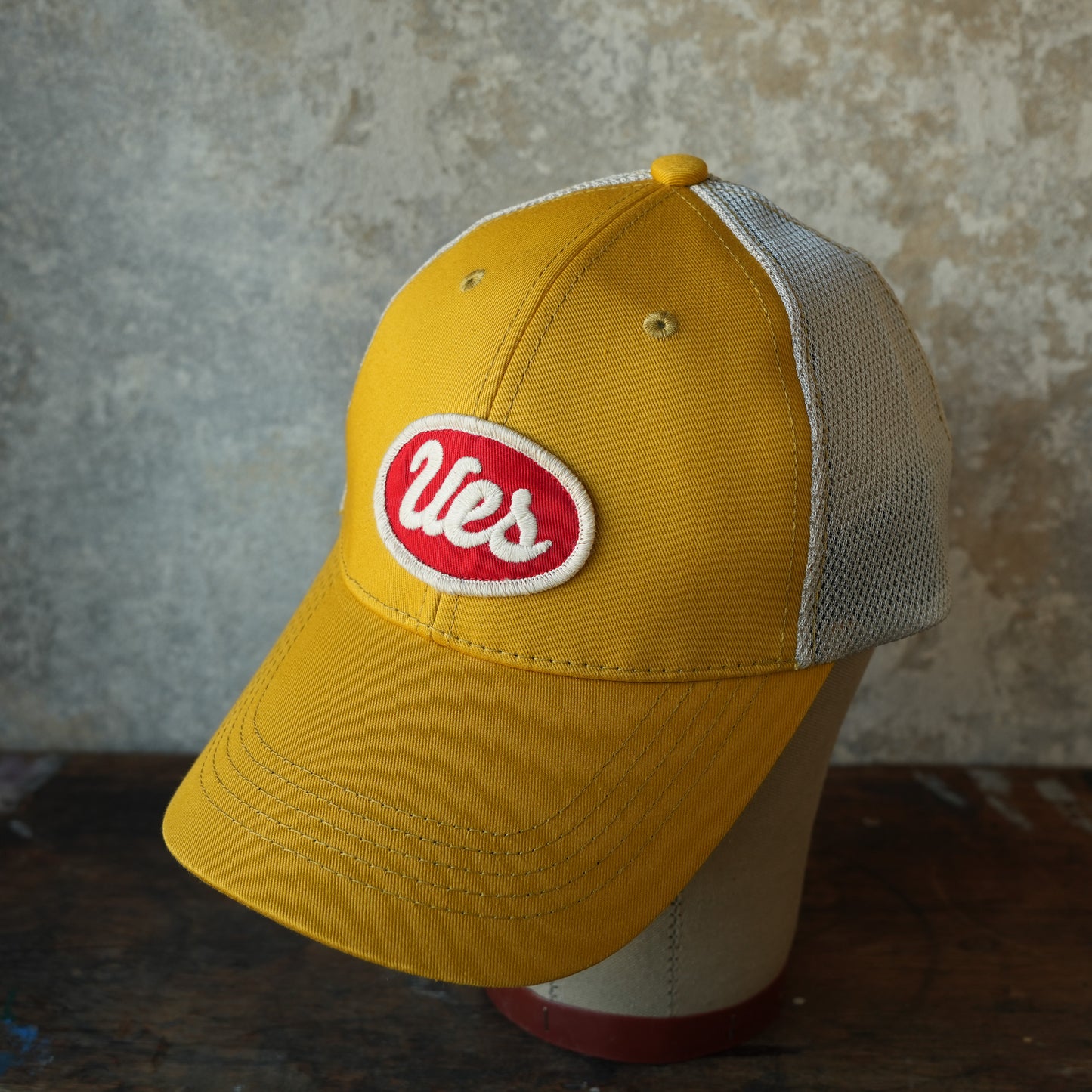 UES_82MC_Color Mesh Cap_UES/RED Patch