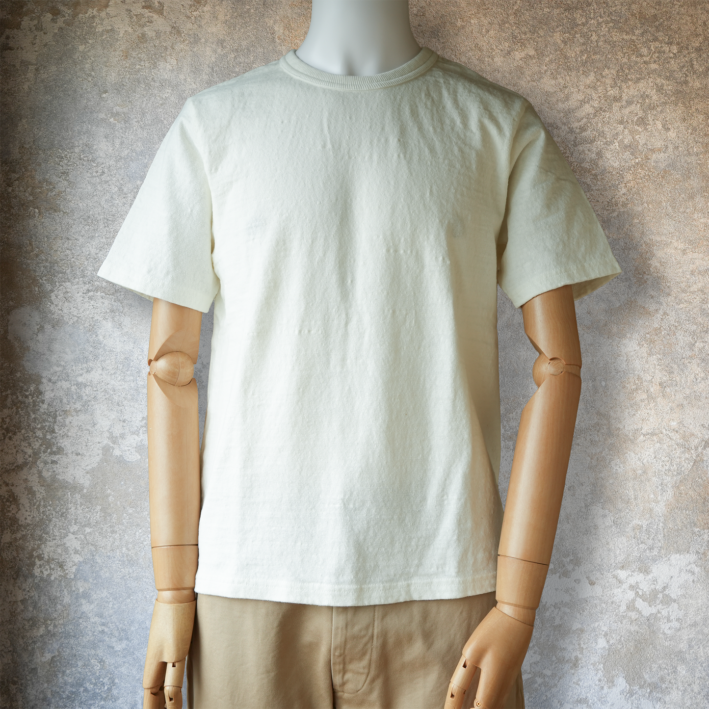 UES_652321_01_1_Slub-Nep T-Shirt mit kurzen Ärmeln_Weiß