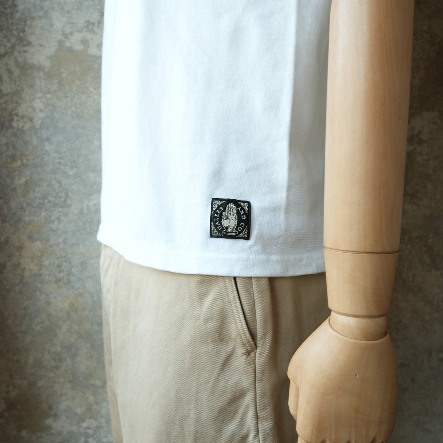 DALEE'S＆CO_SAT-V30_OLD SHALLOW NECK_WHITE