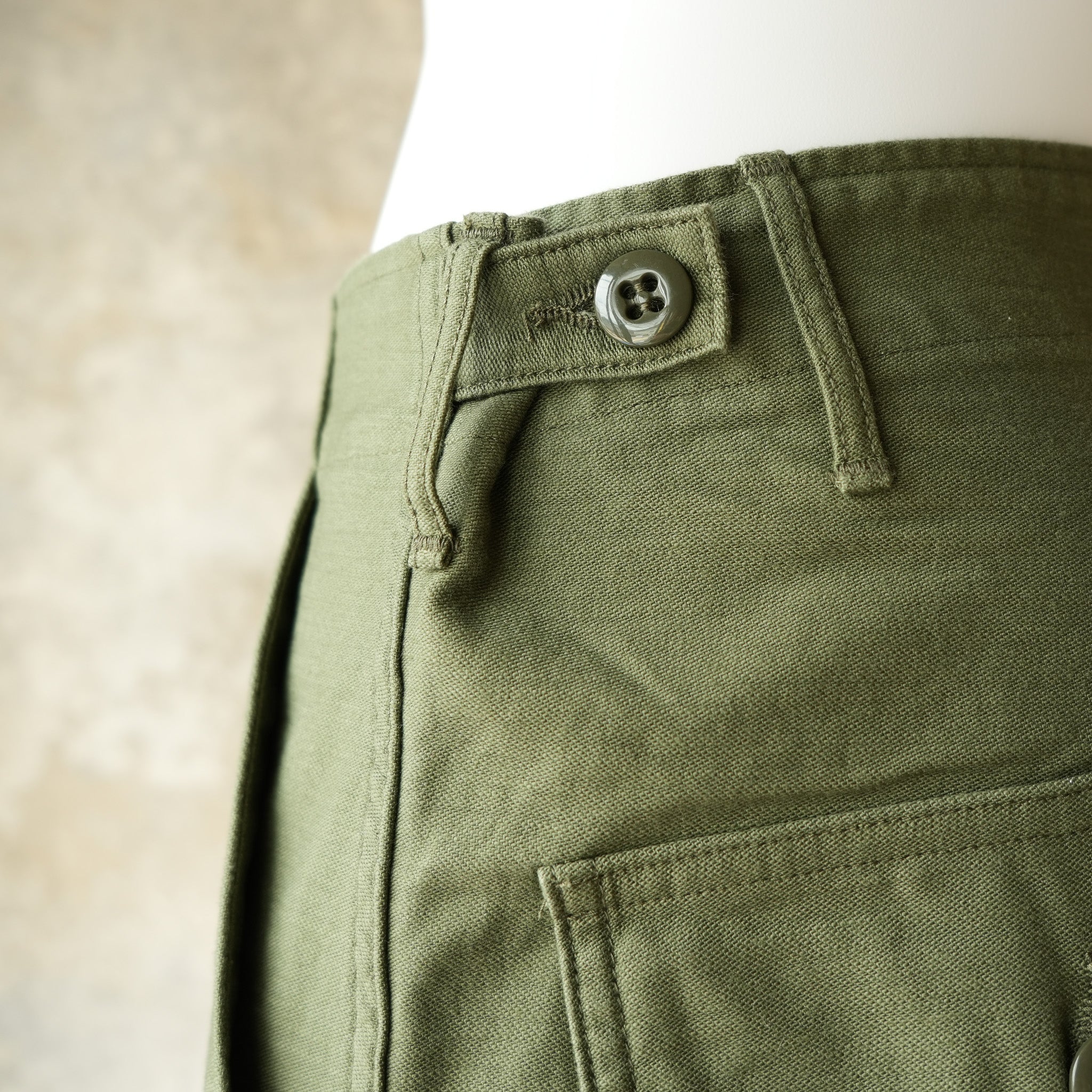 WORKERS_Baker Shorts_10296 Reversed Sateen – JeansShopSpiral