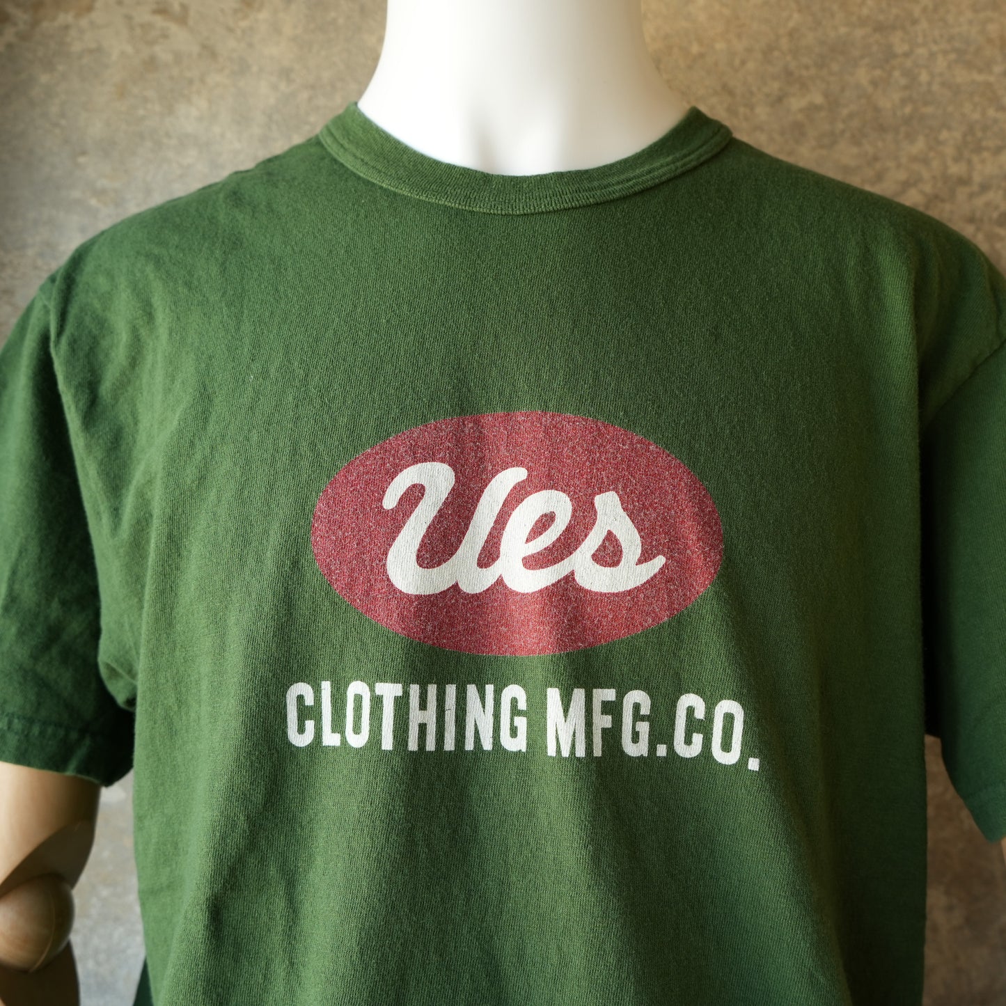 UES_652501_09_2_UES Logo T-Shirt_GREEN