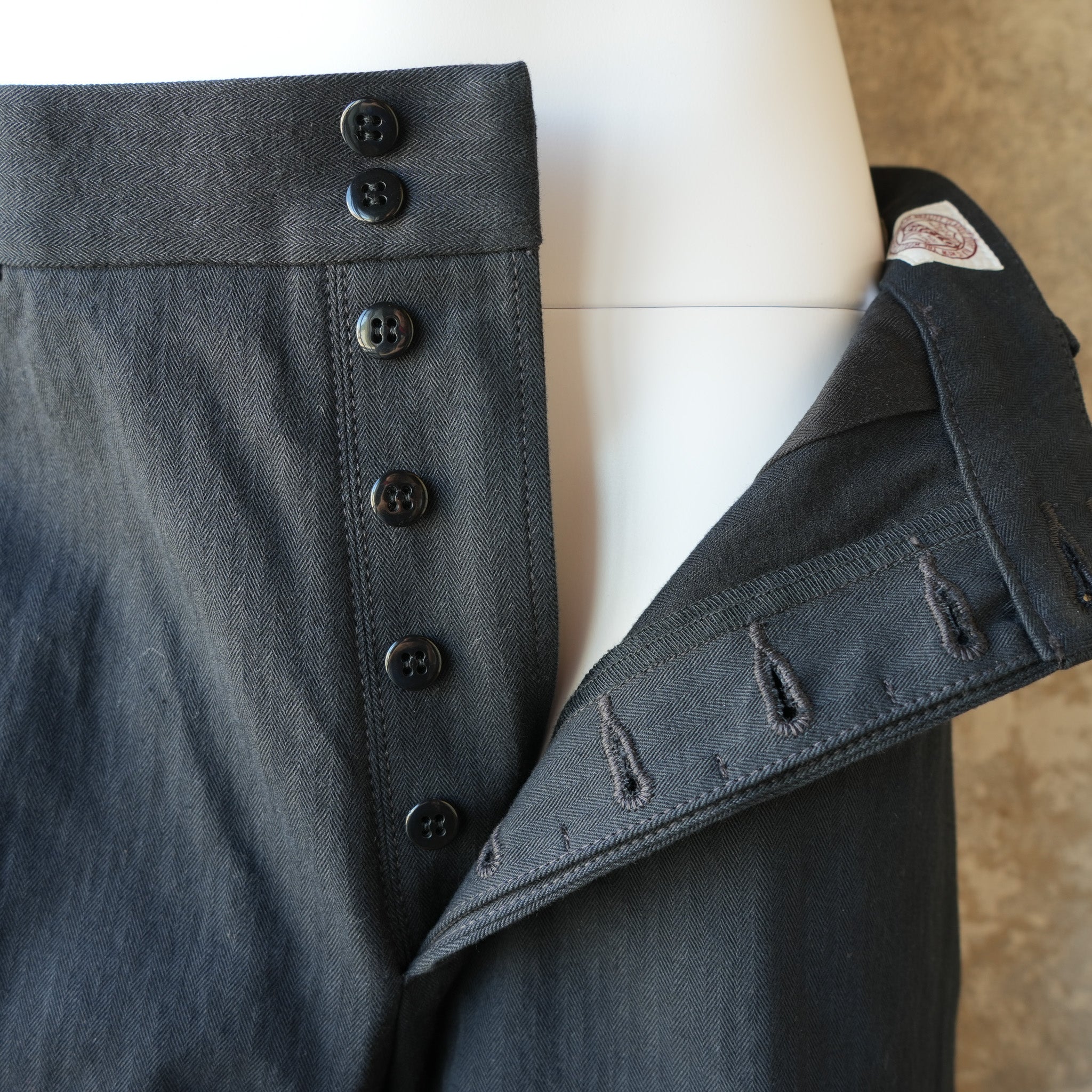 G&F Co._HERRINGBONE TROUSER_BLACK – JeansShopSpiral
