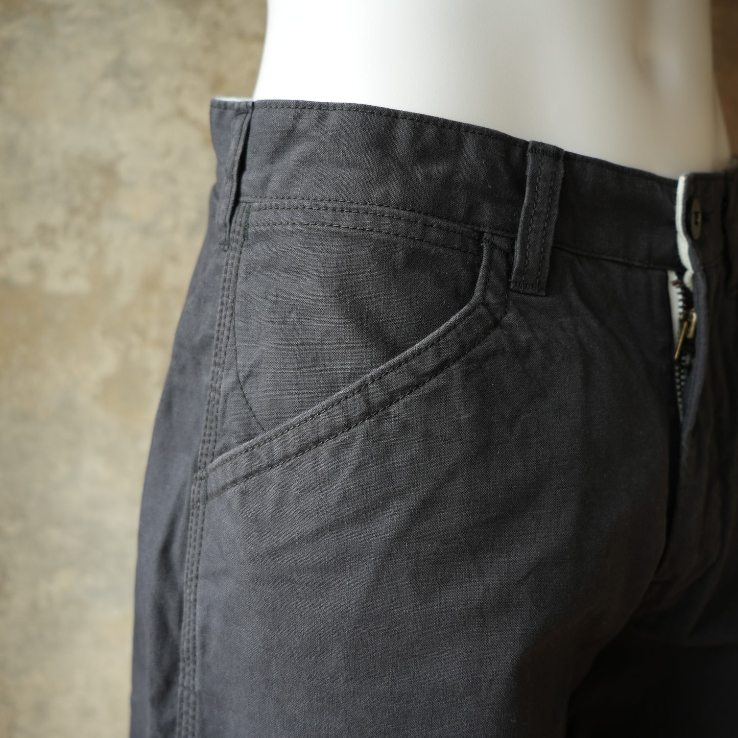 UES_45D_Duck Shorts_BLACK