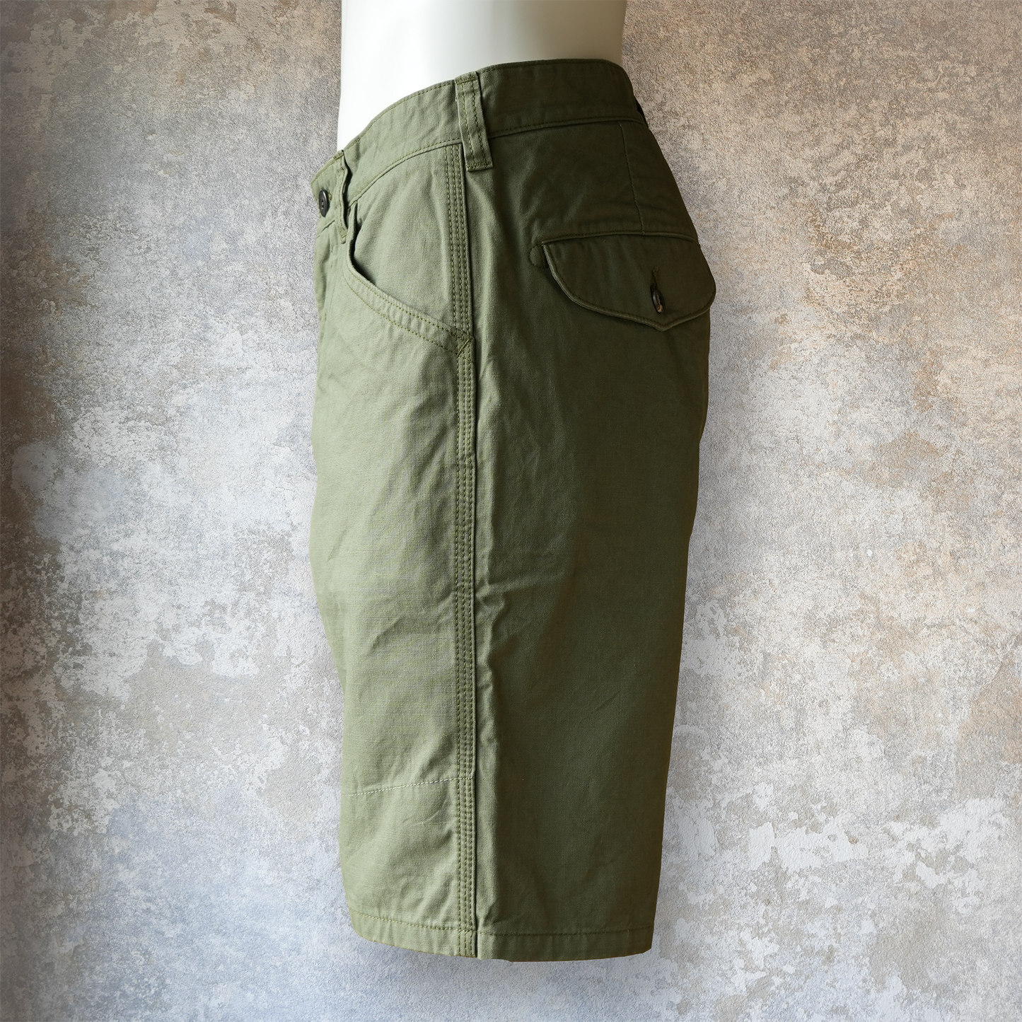 UES_45D_Duck Shorts_OLIVE