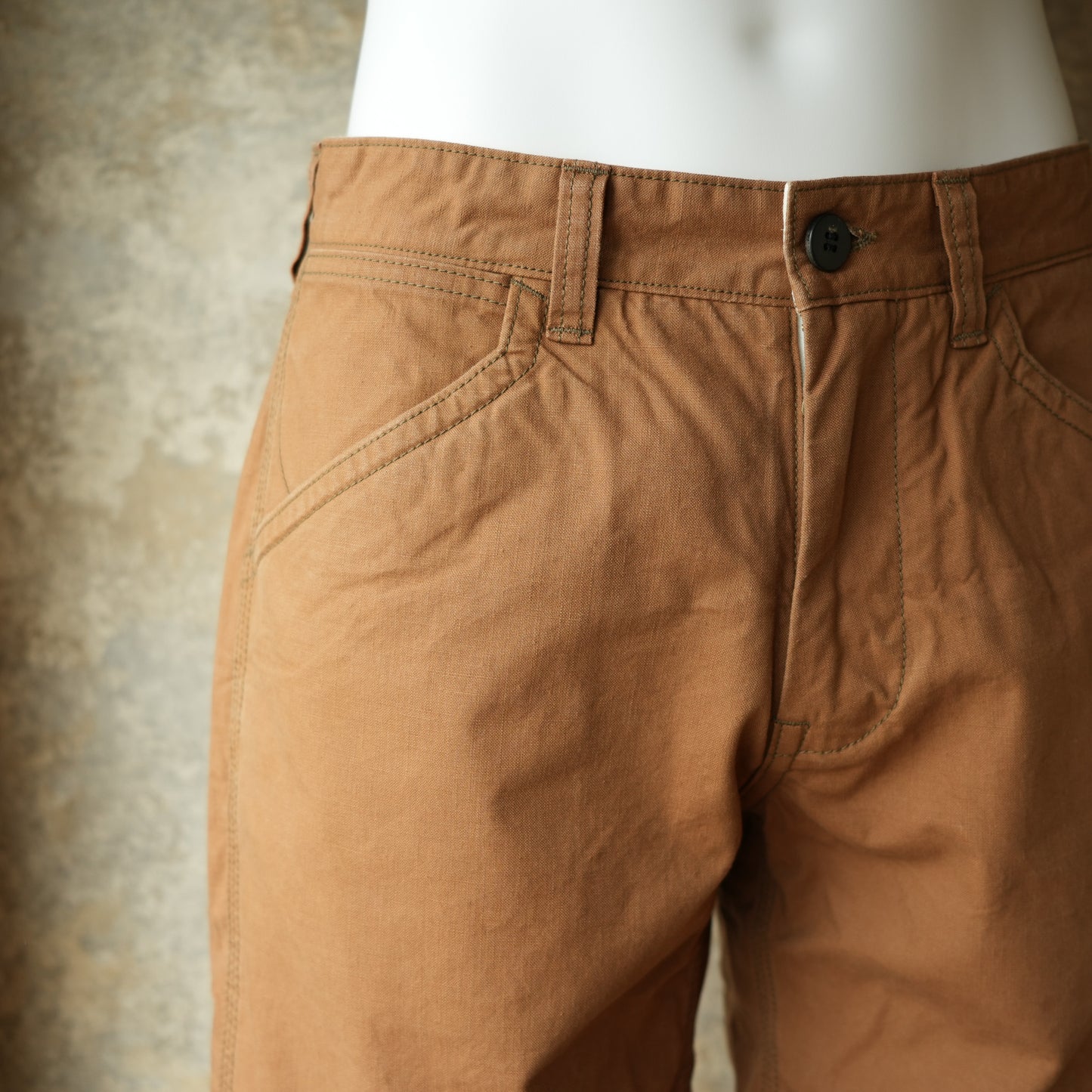 UES_45D_Duck Shorts_CAMEL