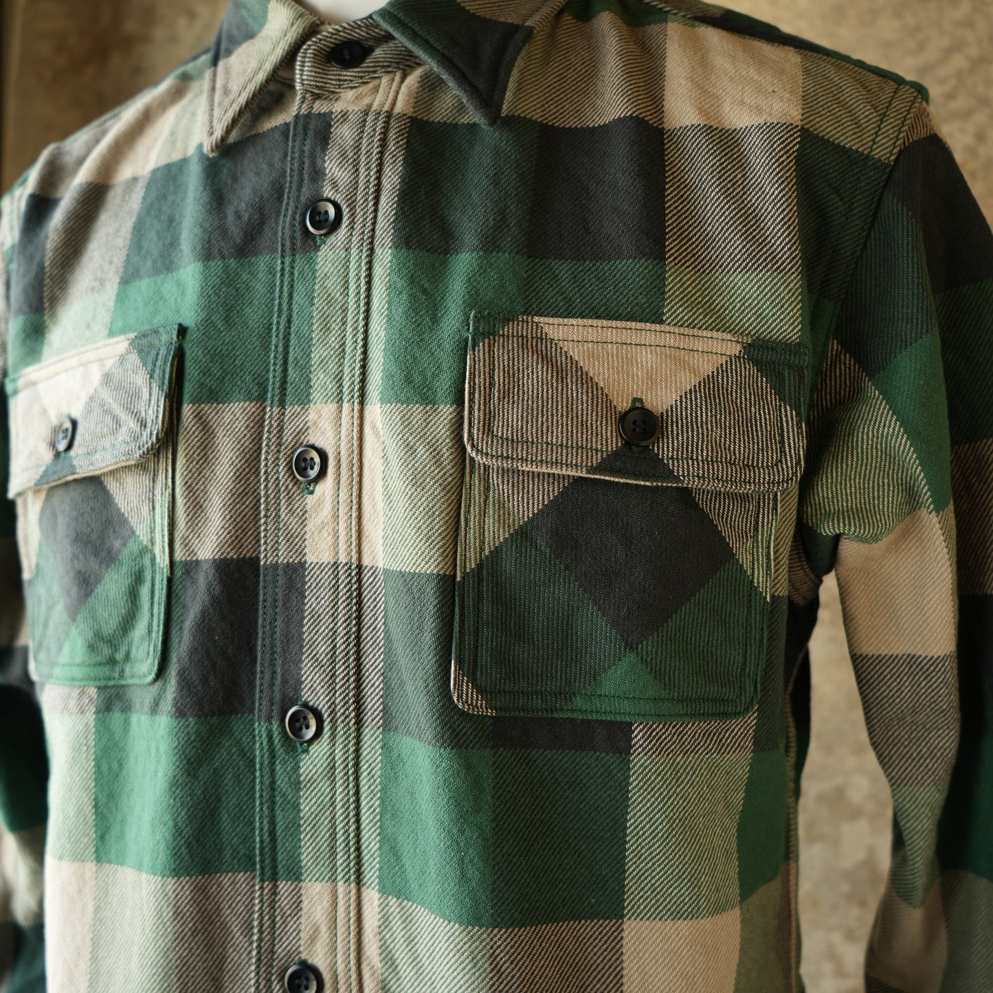 DELUXEWARE_HV-00A_50s BUFFALO CHECK_3C.GRN