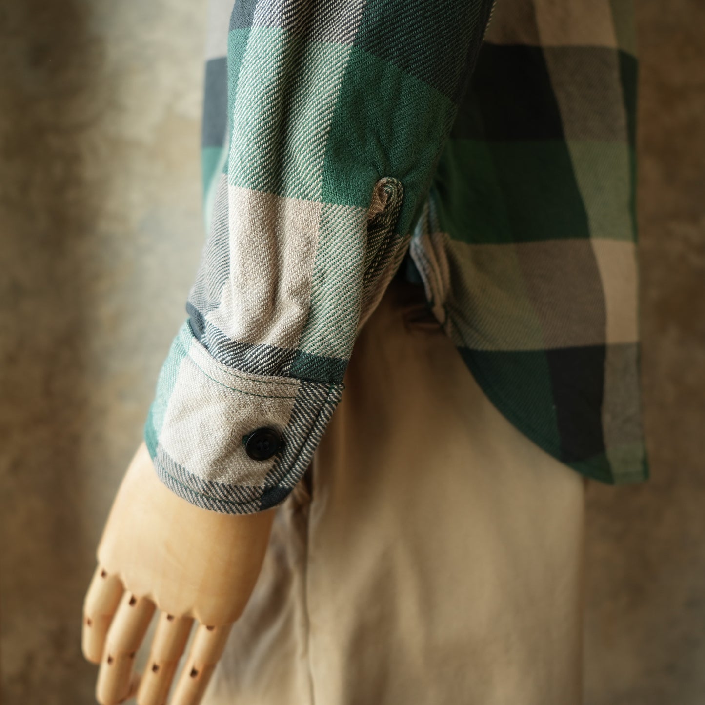 DELUXEWARE_HV-00A_50s BUFFALO CHECK_3C.GRN