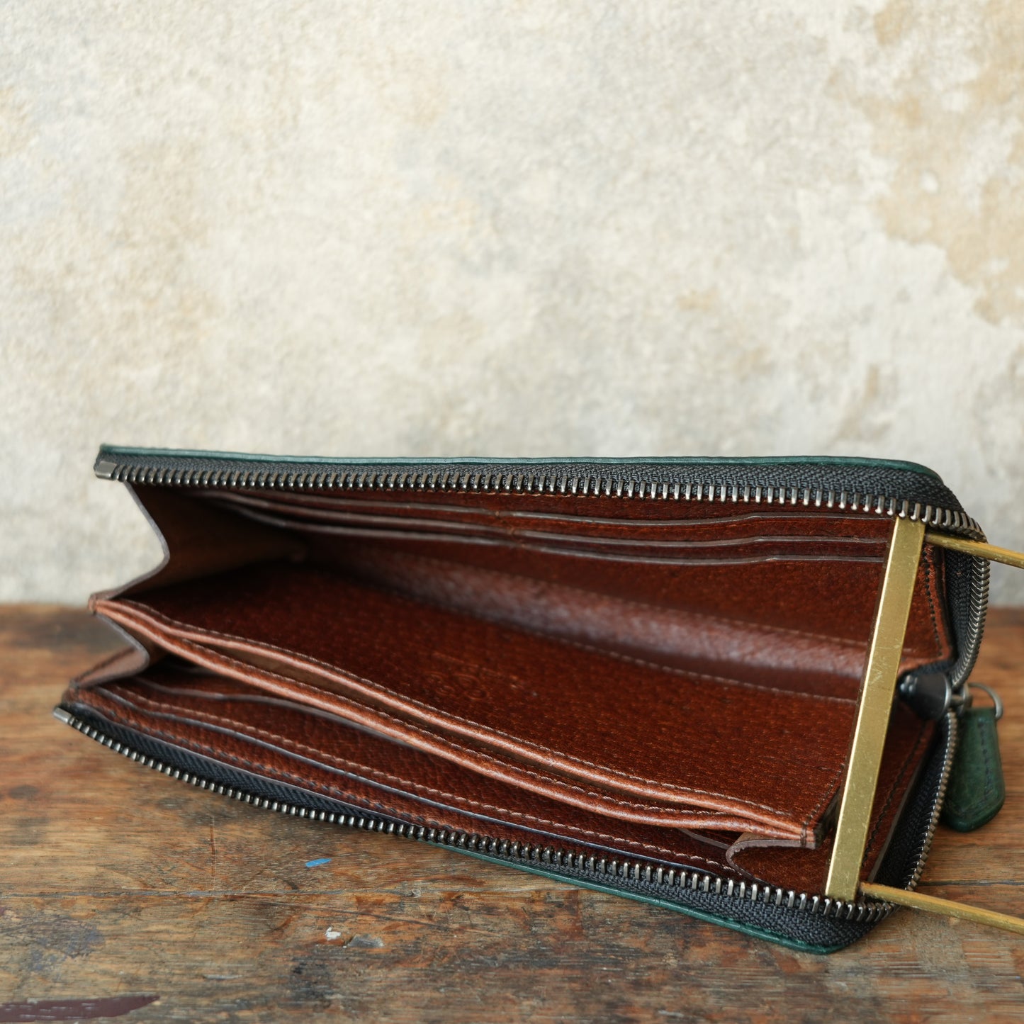SpiralDance_L ZIP WALETT_WILD BOAR_GREEN × BROWN