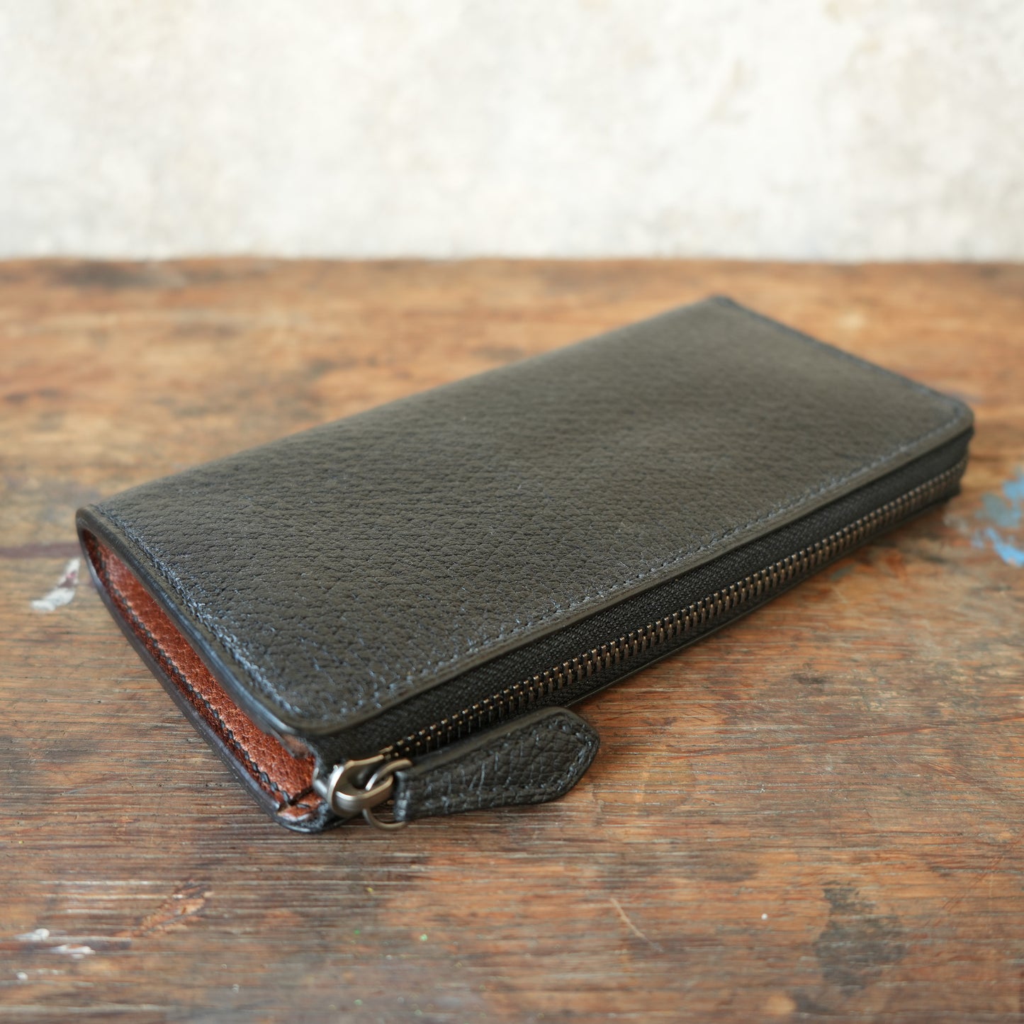 SpiralDance_L ZIP WALETT_WILD BOAR_BLACK × BROWN