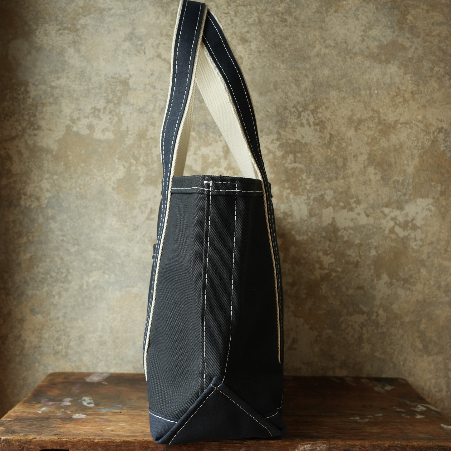 WORKERS_Deluxe Pocket Tote Bag_Dark Navy x Navy Handle_Long