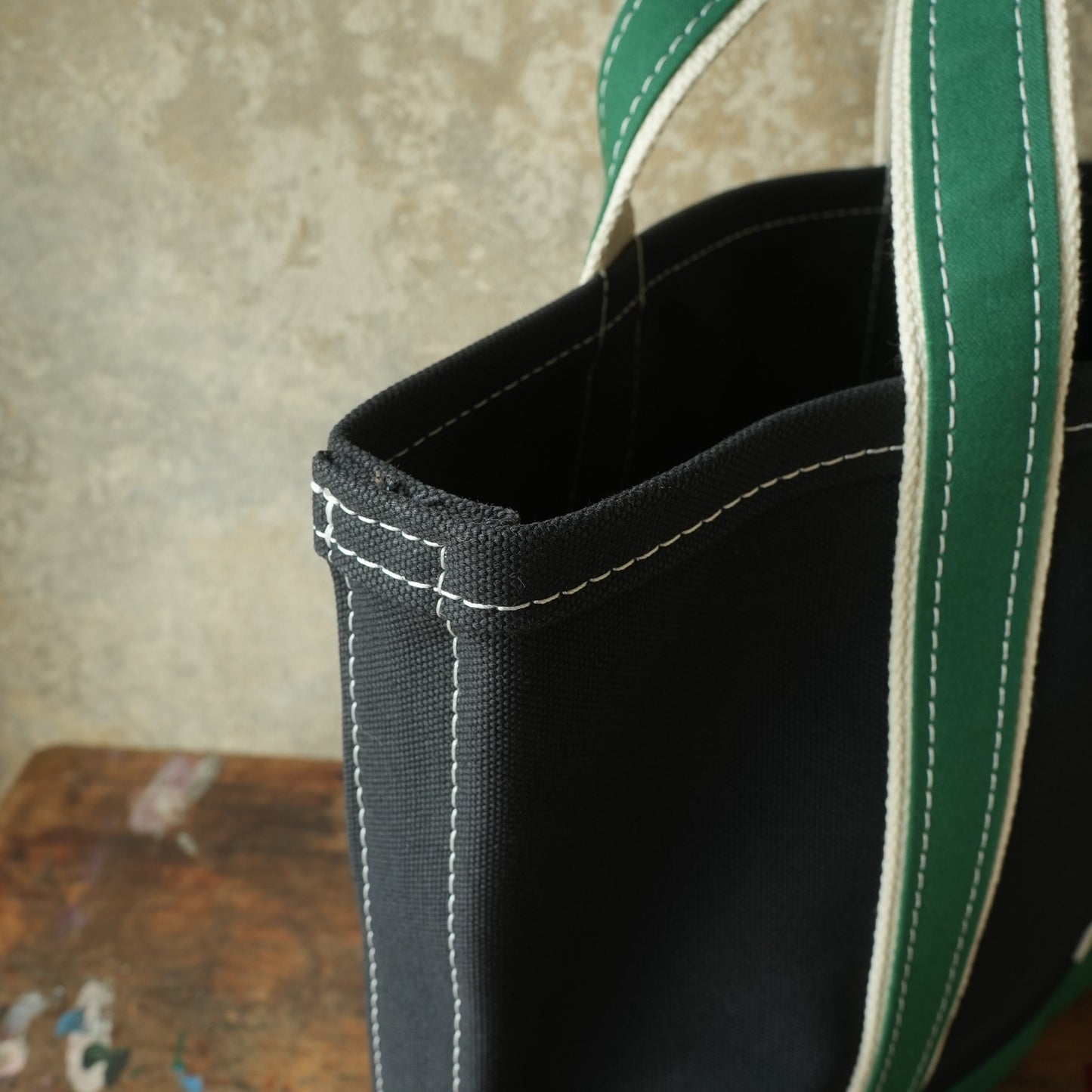 WORKERS_Deluxe Pocket Tote Bag_Dark Navy x Green Handle_Short