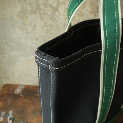 WORKERS_Deluxe Pocket Tote Bag_Dark Navy x Green Handle_Short