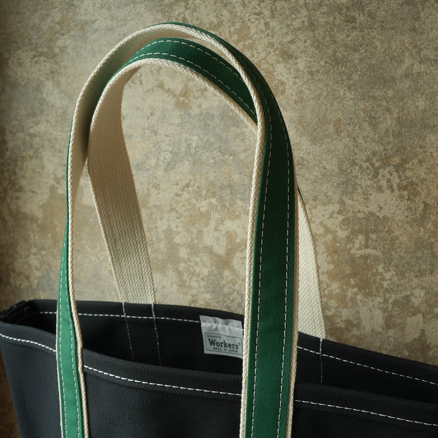 WORKERS_Deluxe Pocket Tote Bag_Dark Navy x Green Handle_Long