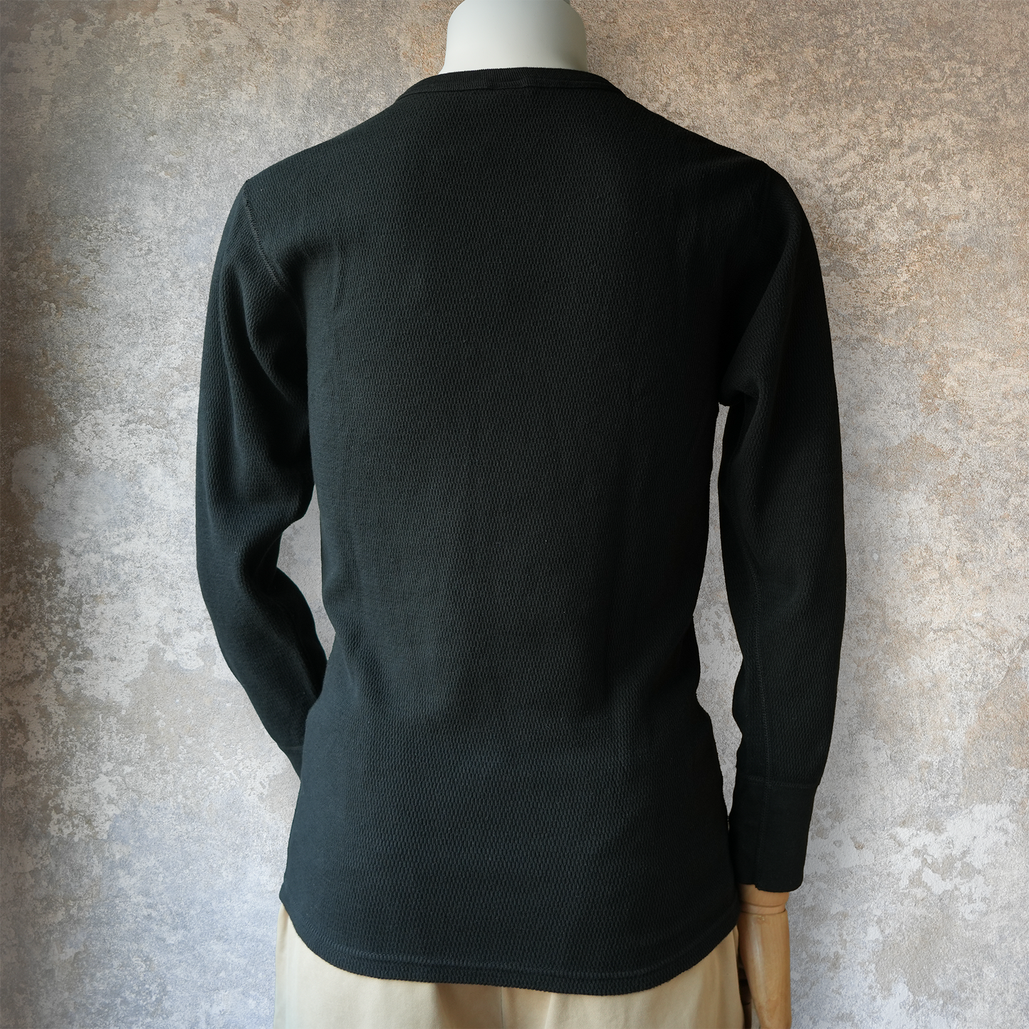 DELUXEWARE_MILC-00_MIL-SPEC THERMAL PLAIN_BLACK