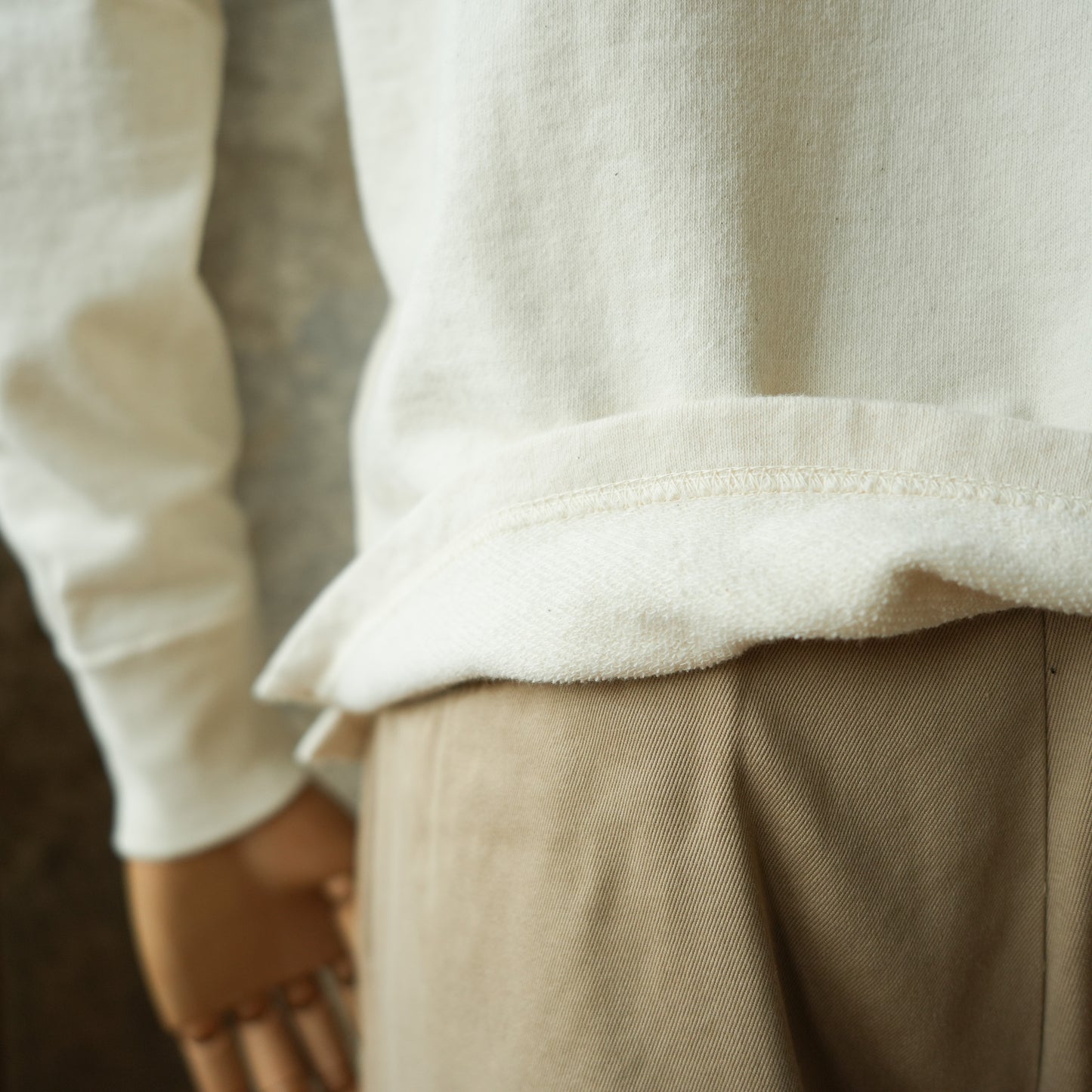 DELUXEWARE_M300-00_MOCK NECK KNIT_NATURAL